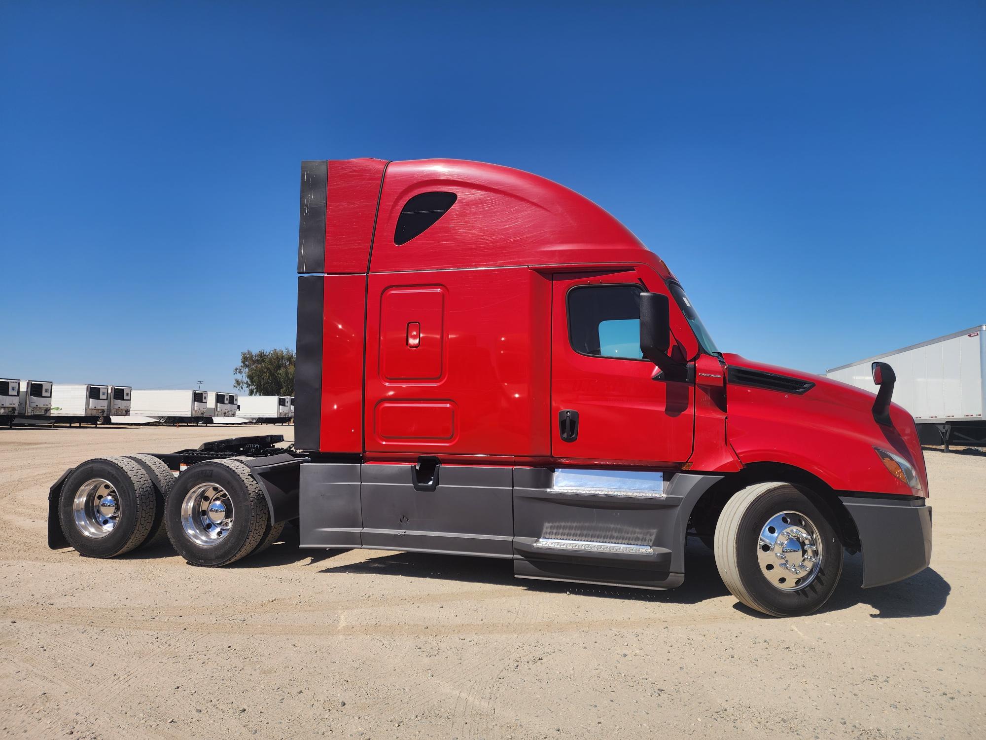 2021 FREIGHTLINER CASCADIA 126SLP - image 7