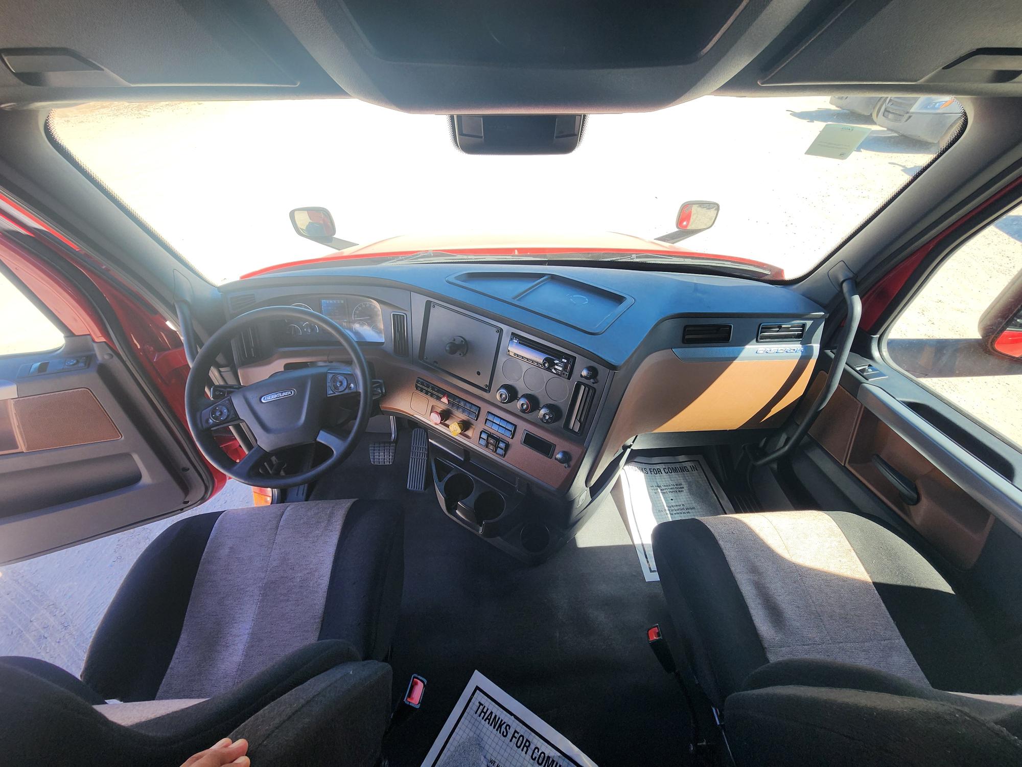 2021 FREIGHTLINER CASCADIA 126SLP - image 16