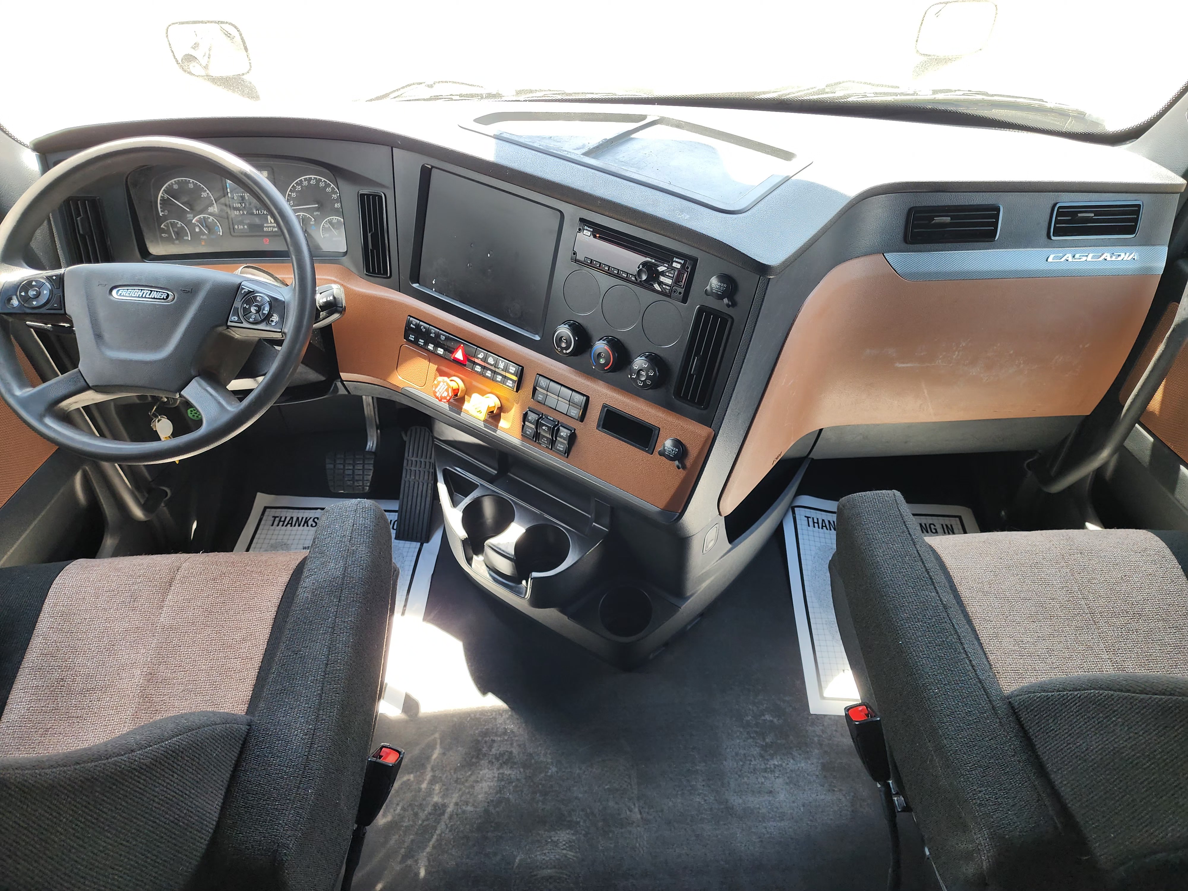 2021 FREIGHTLINER CASCADIA 126SLP - image 15