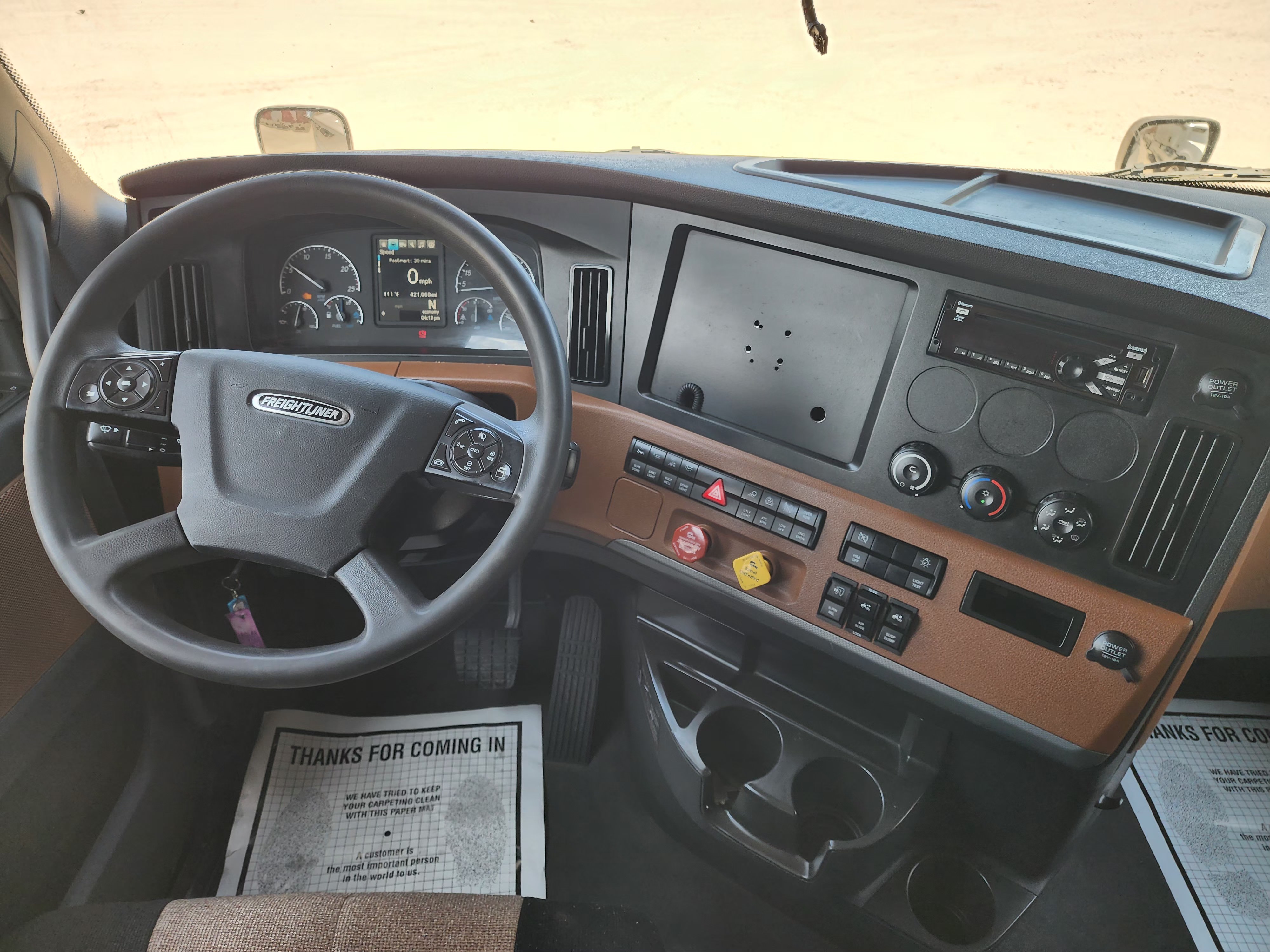 2021 FREIGHTLINER CASCADIA 126SLP - image 16