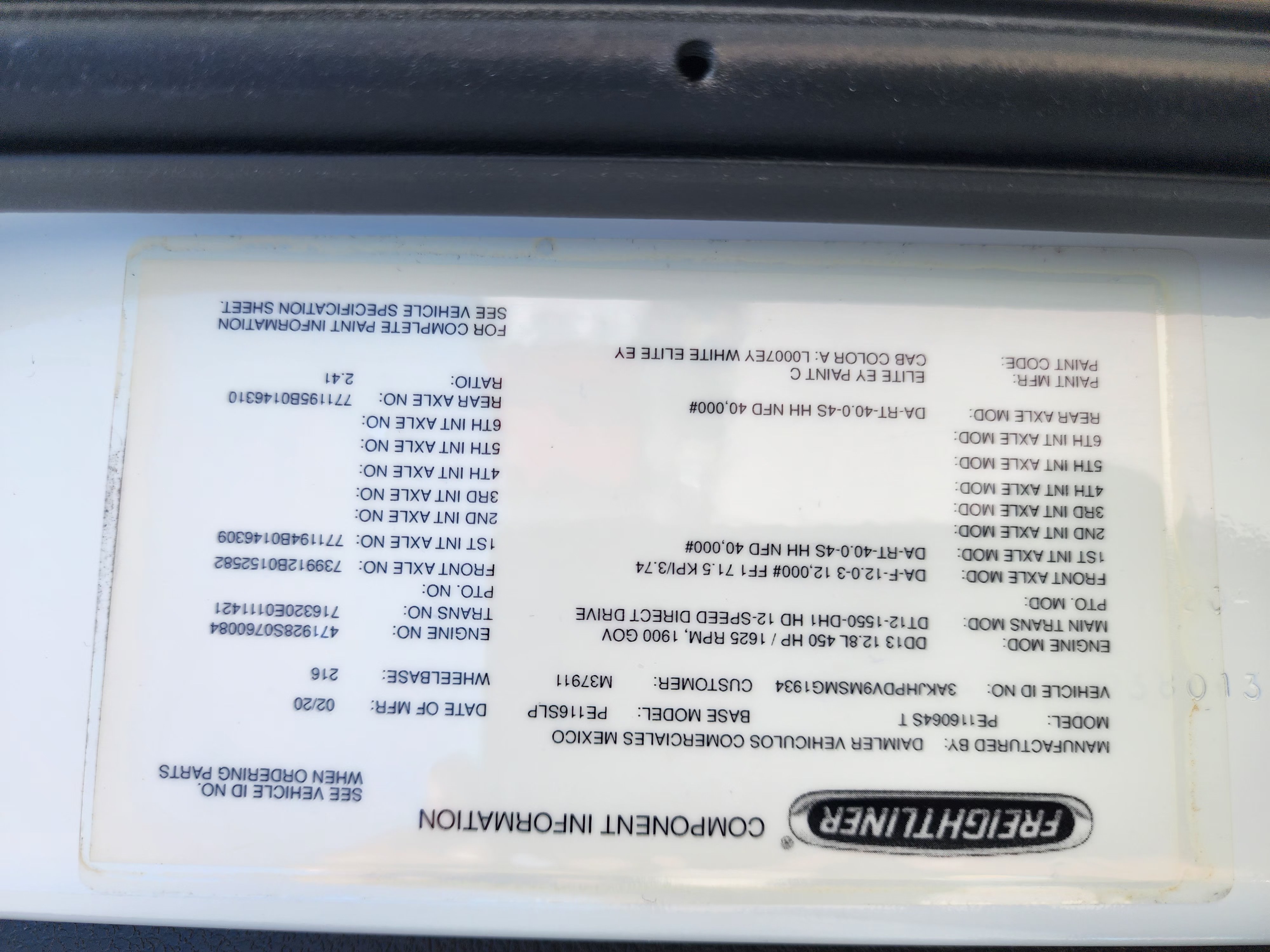 2021 FREIGHTLINER CASCADIA 116SLP - image 23