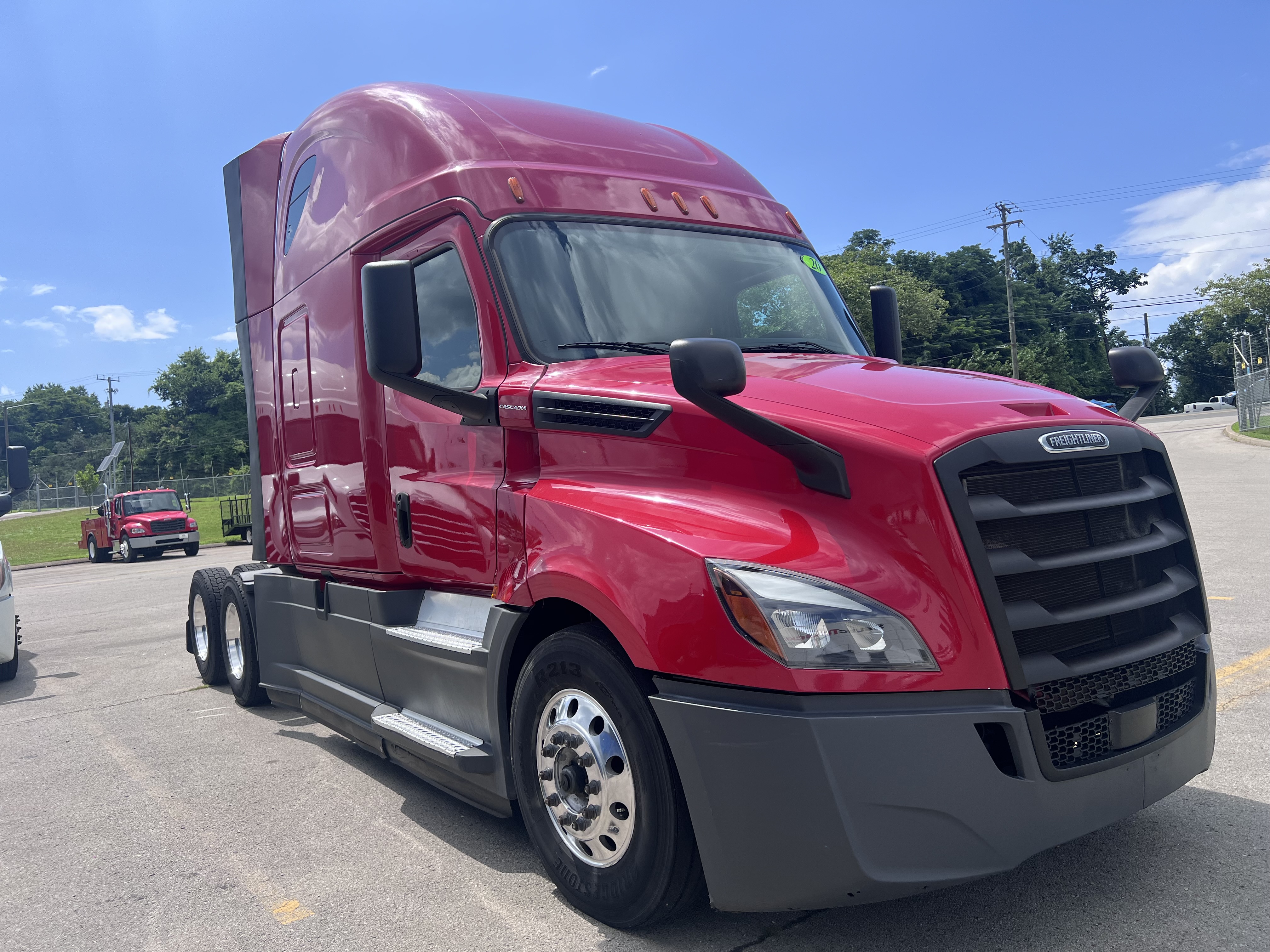 2020 FREIGHTLINER CASCADIA 126SLP - image 6