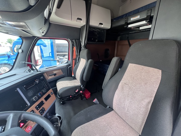 FREIGHTLINER CASCADIA 126SLP 2020