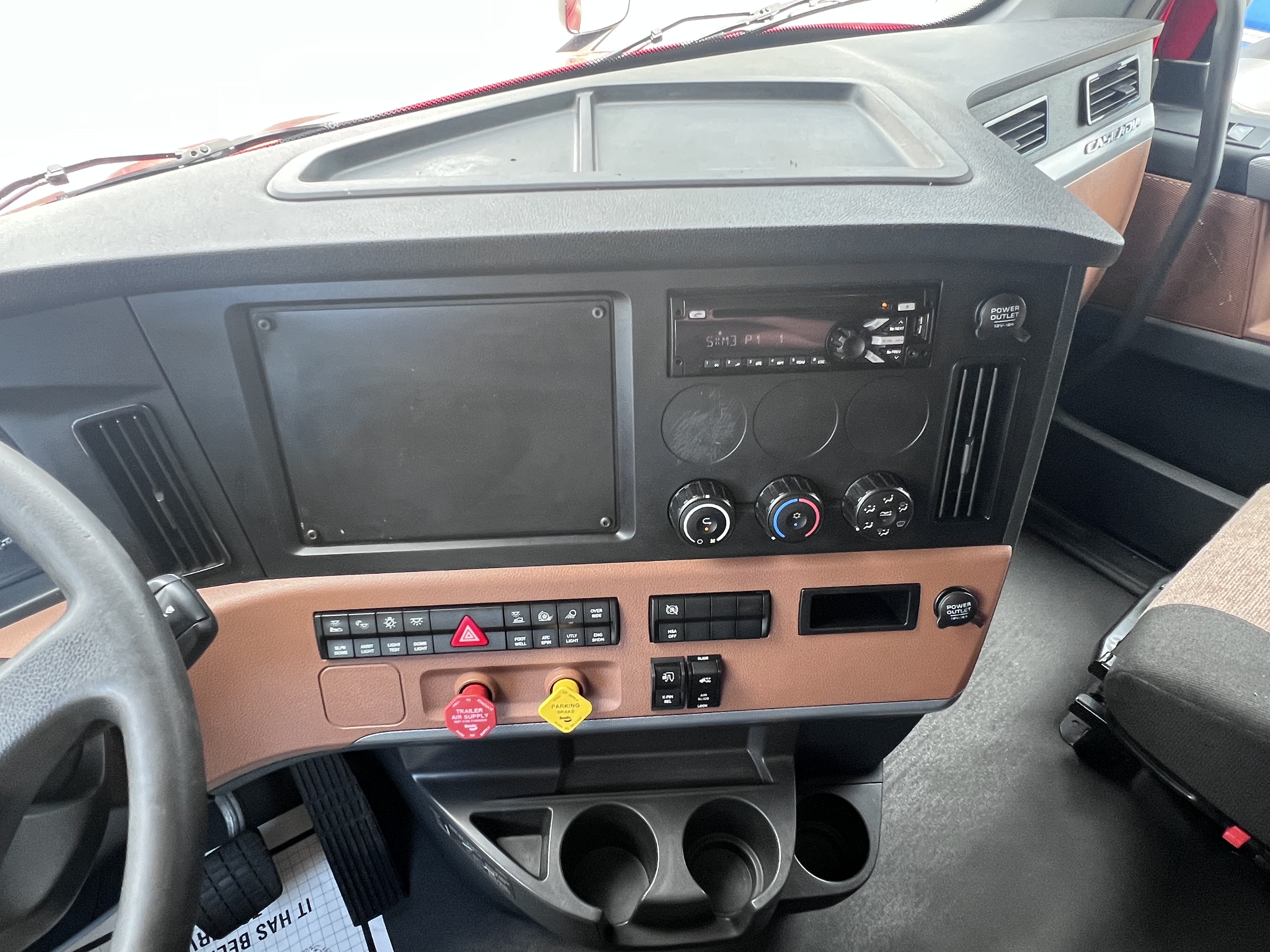 2020 FREIGHTLINER CASCADIA 126SLP - image 11