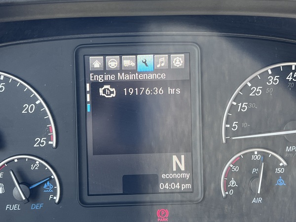 FREIGHTLINER CASCADIA 126SLP 2020