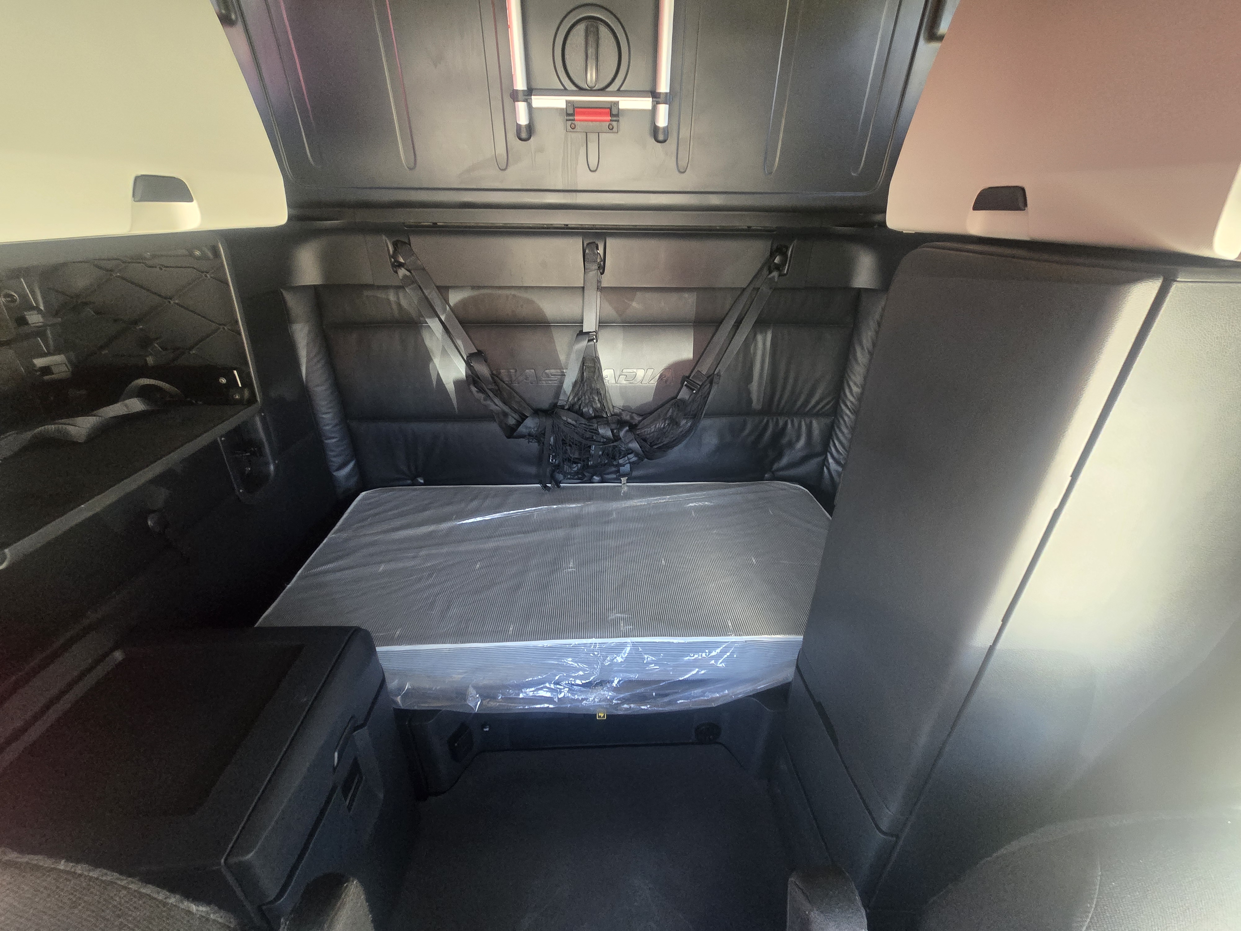 2023 FREIGHTLINER CASCADIA 126SLP - image 19