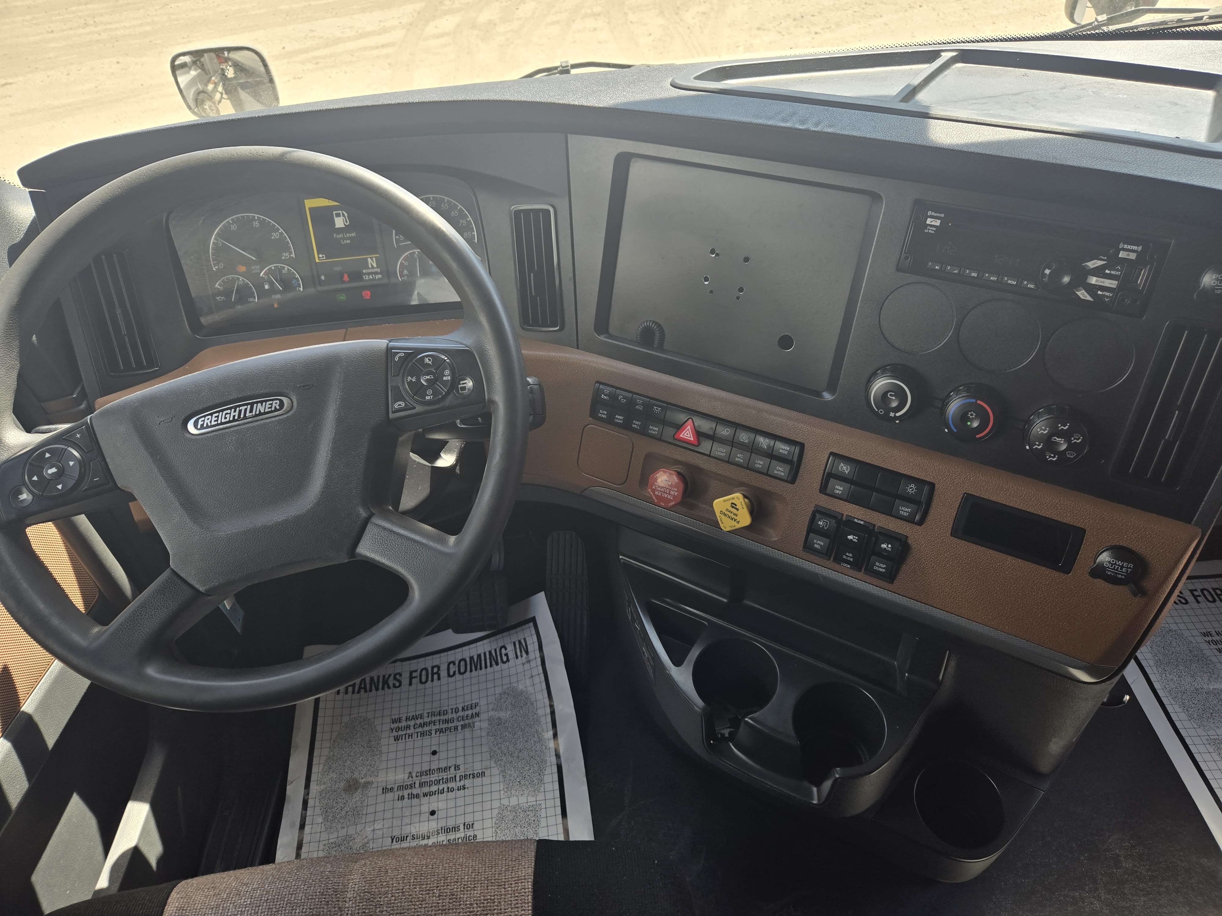 2021 FREIGHTLINER CASCADIA 126SLP - image 18