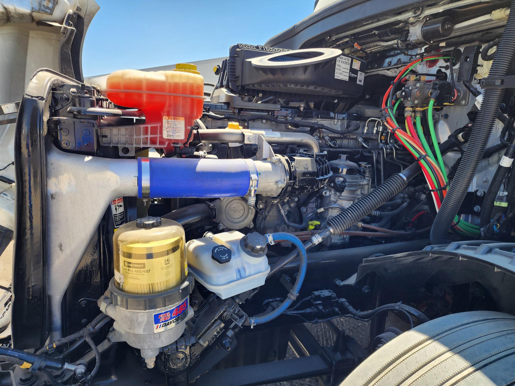 2020 FREIGHTLINER CASCADIA 126SLP - image 9