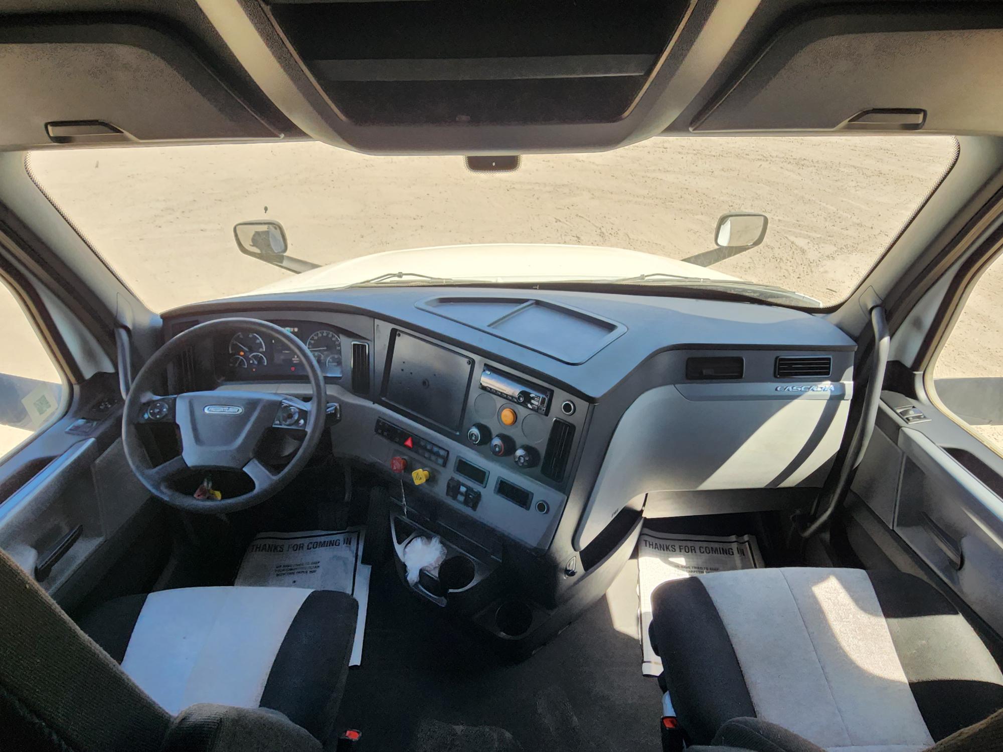 2020 FREIGHTLINER CASCADIA 126SLP - image 19