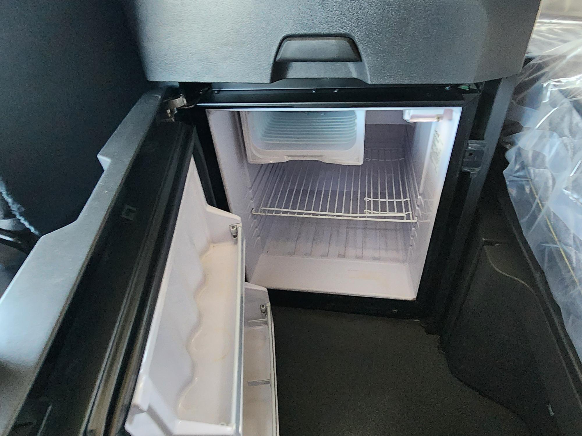 2020 FREIGHTLINER CASCADIA 126SLP - image 23