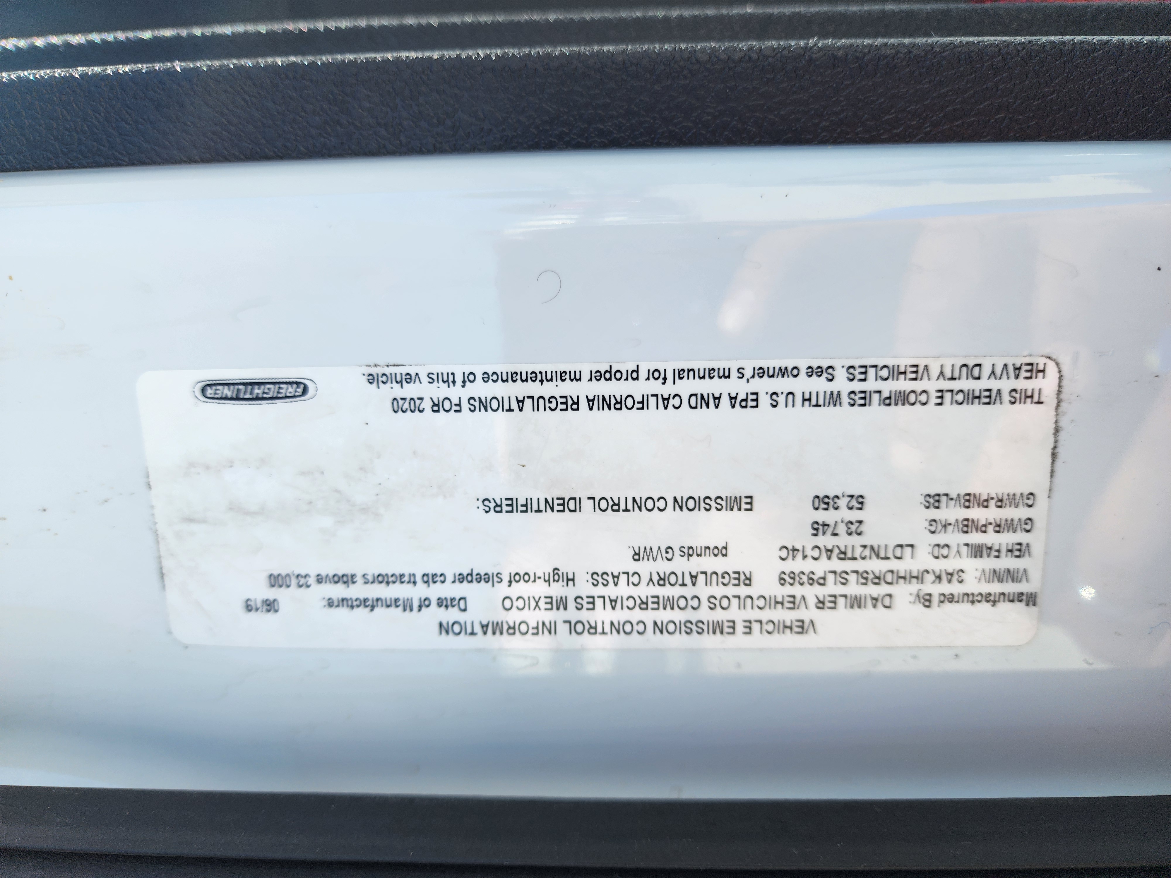 2020 FREIGHTLINER CASCADIA 126SLP - image 25