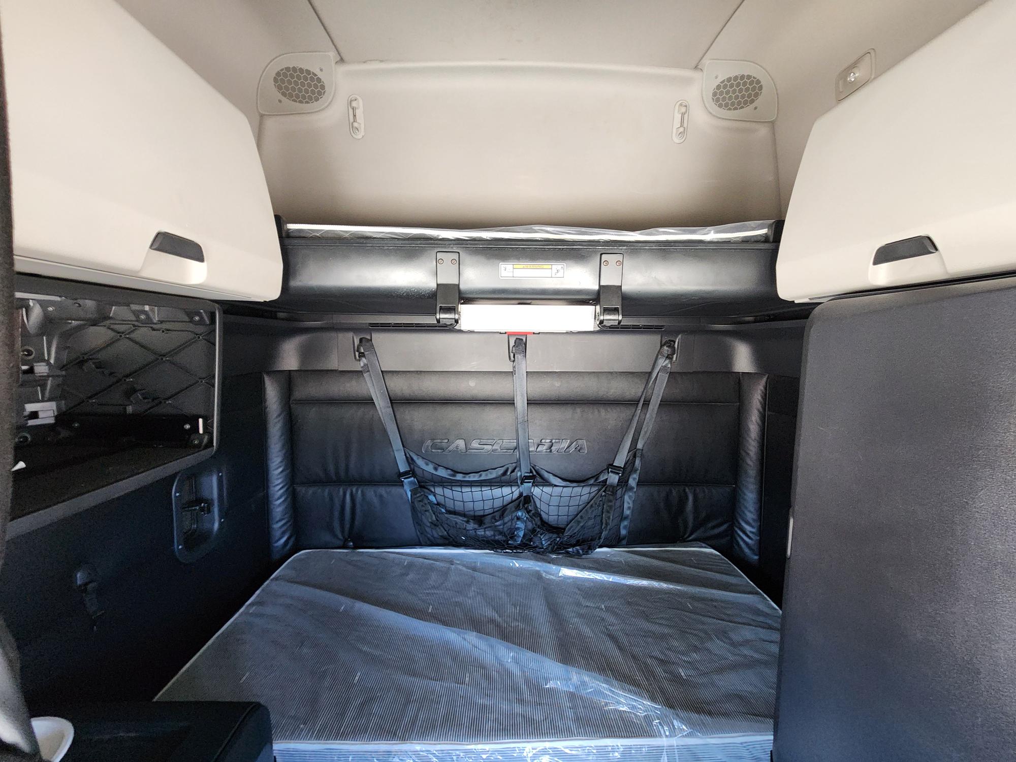 2023 FREIGHTLINER CASCADIA 126SLP - image 19