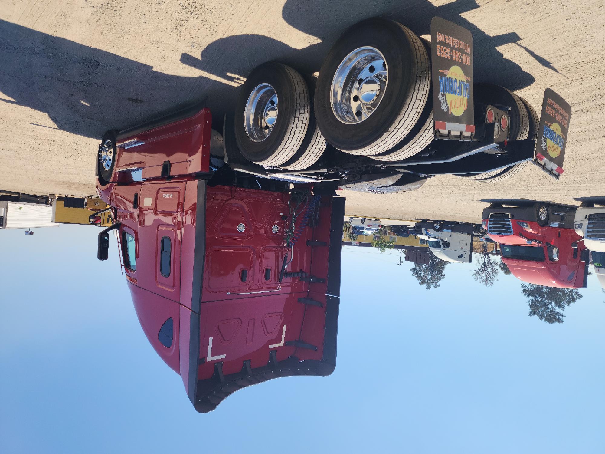 2022 FREIGHTLINER CASCADIA 126SLP - image 6