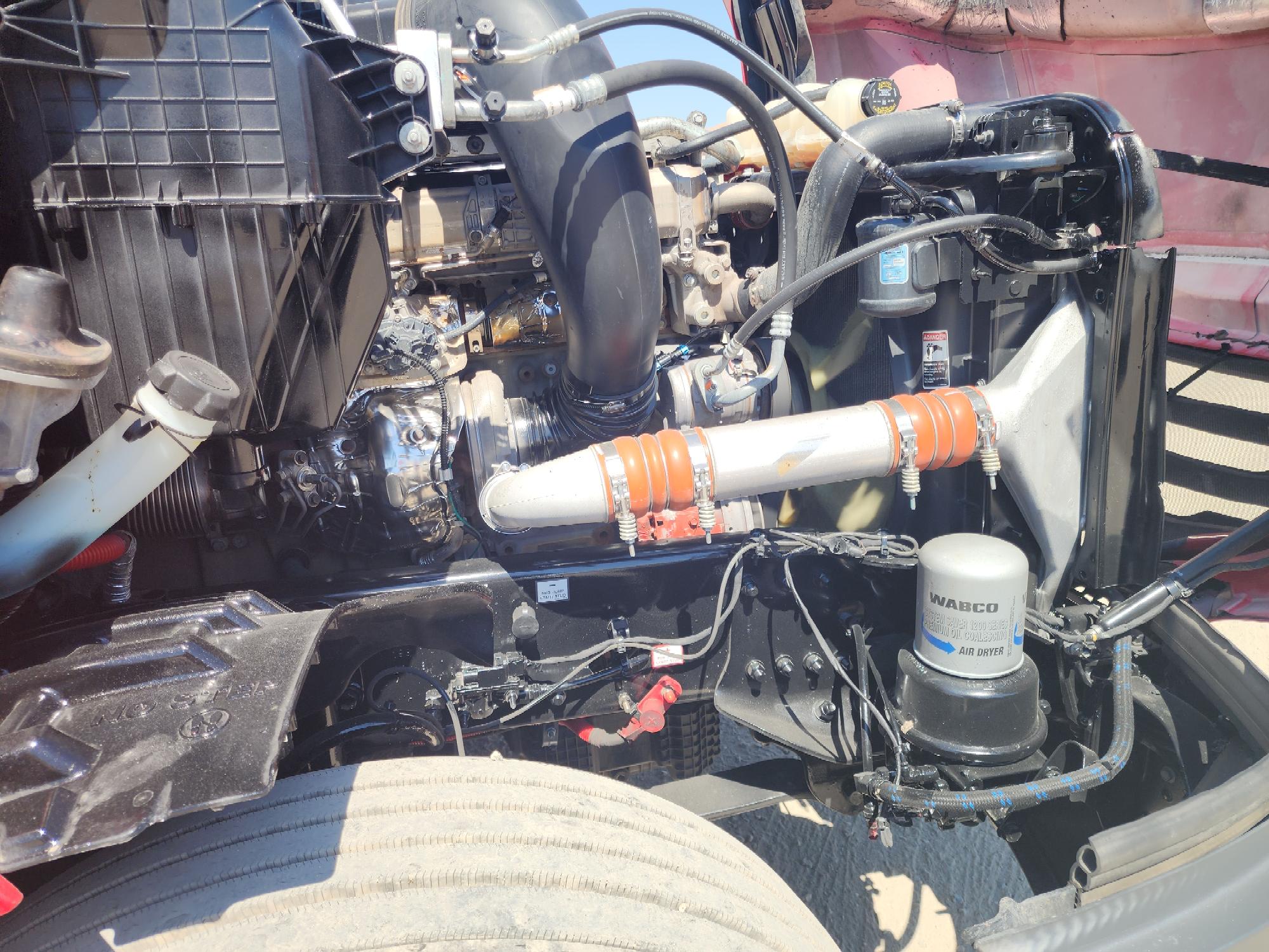 2022 FREIGHTLINER CASCADIA 126SLP - image 9