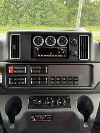 FREIGHTLINER 114SD 2025
