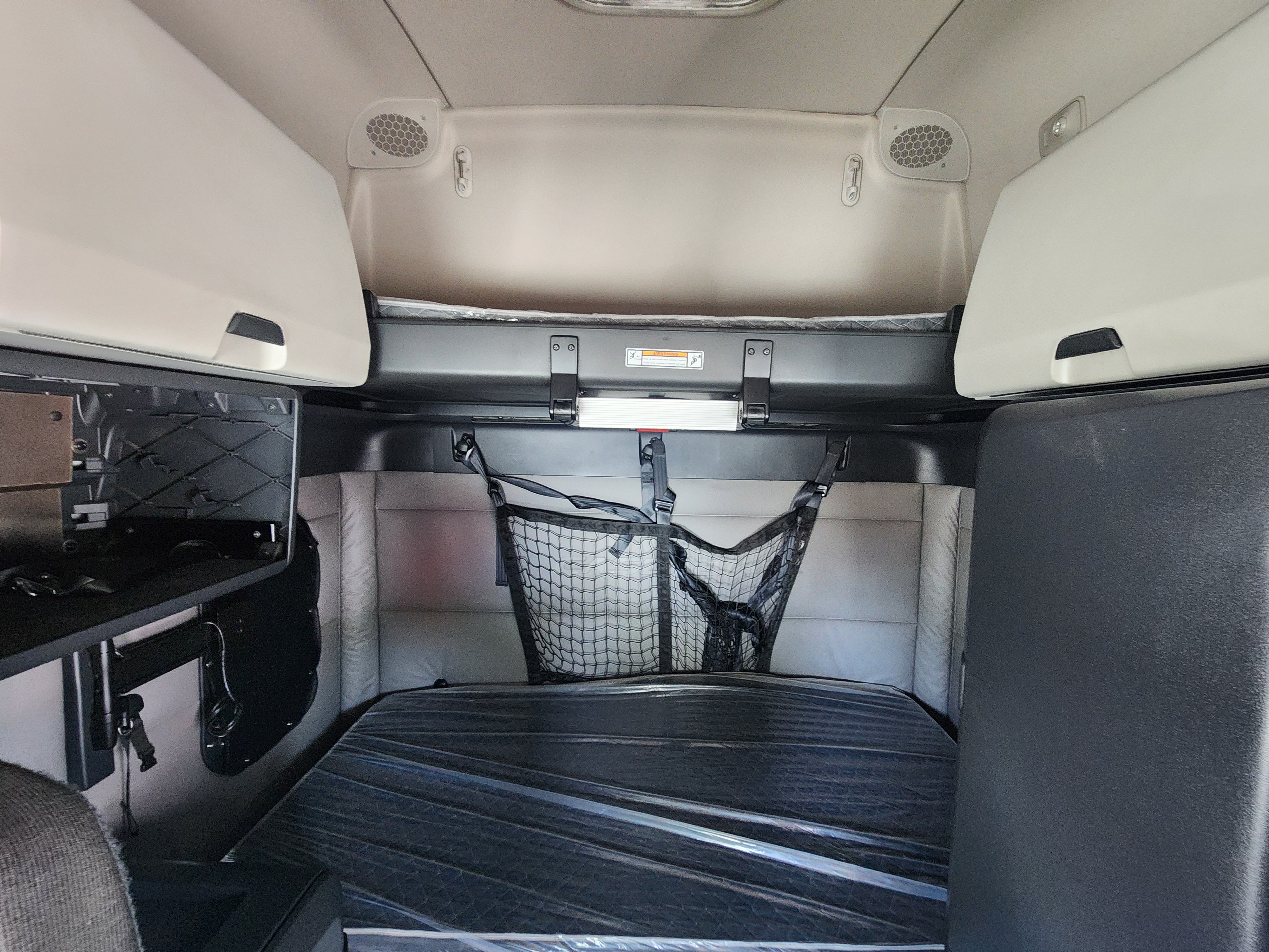 2021 FREIGHTLINER CASCADIA 126SLP - image 18