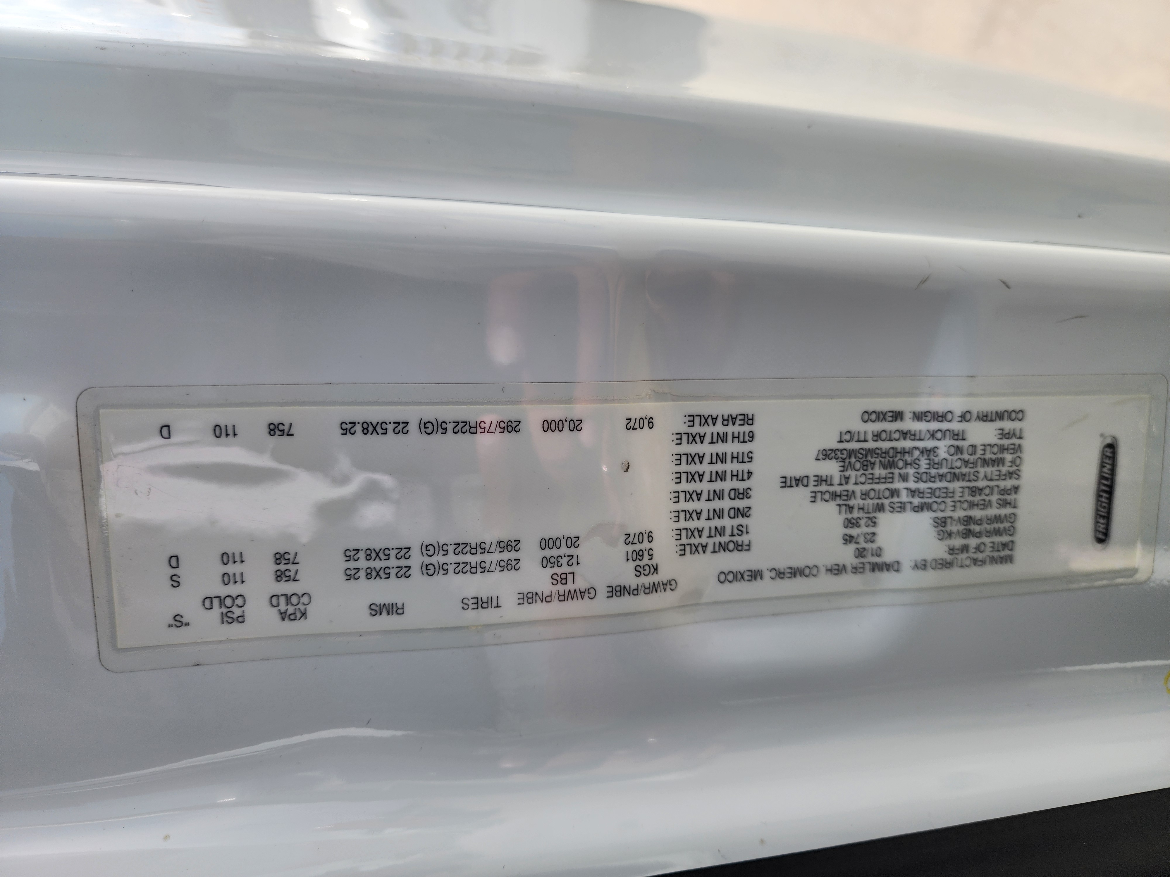 2021 FREIGHTLINER CASCADIA 126SLP - image 22