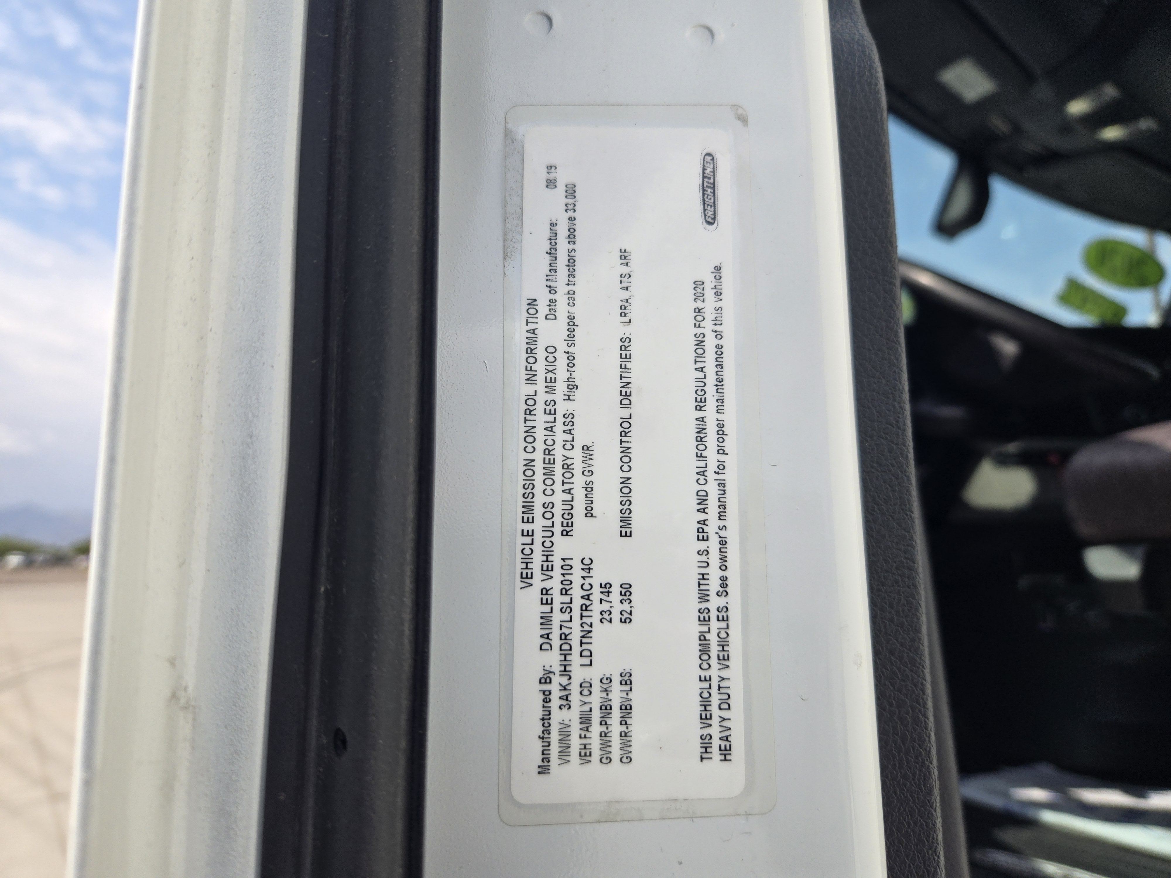 2020 FREIGHTLINER CASCADIA 126SLP - image 15