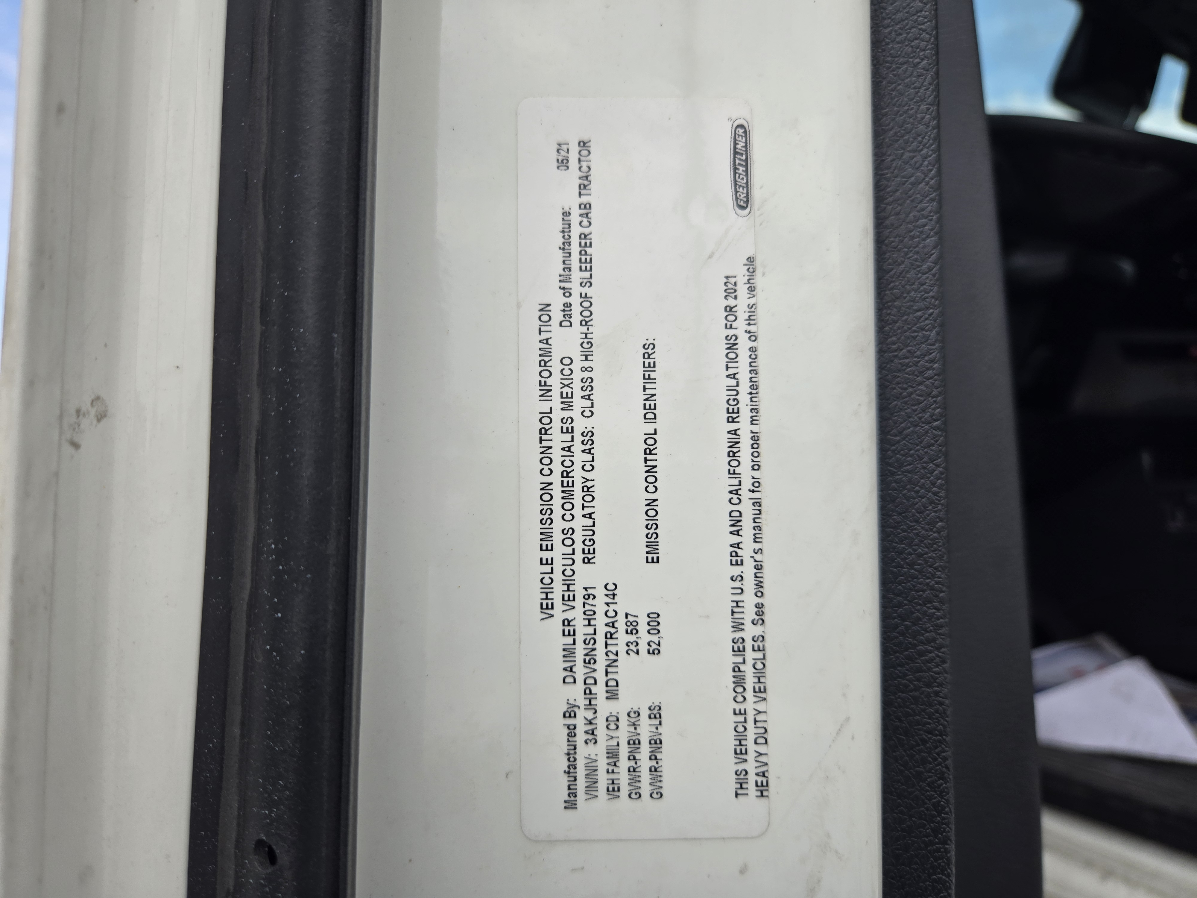 2020 FREIGHTLINER CASCADIA 126SLP - image 16