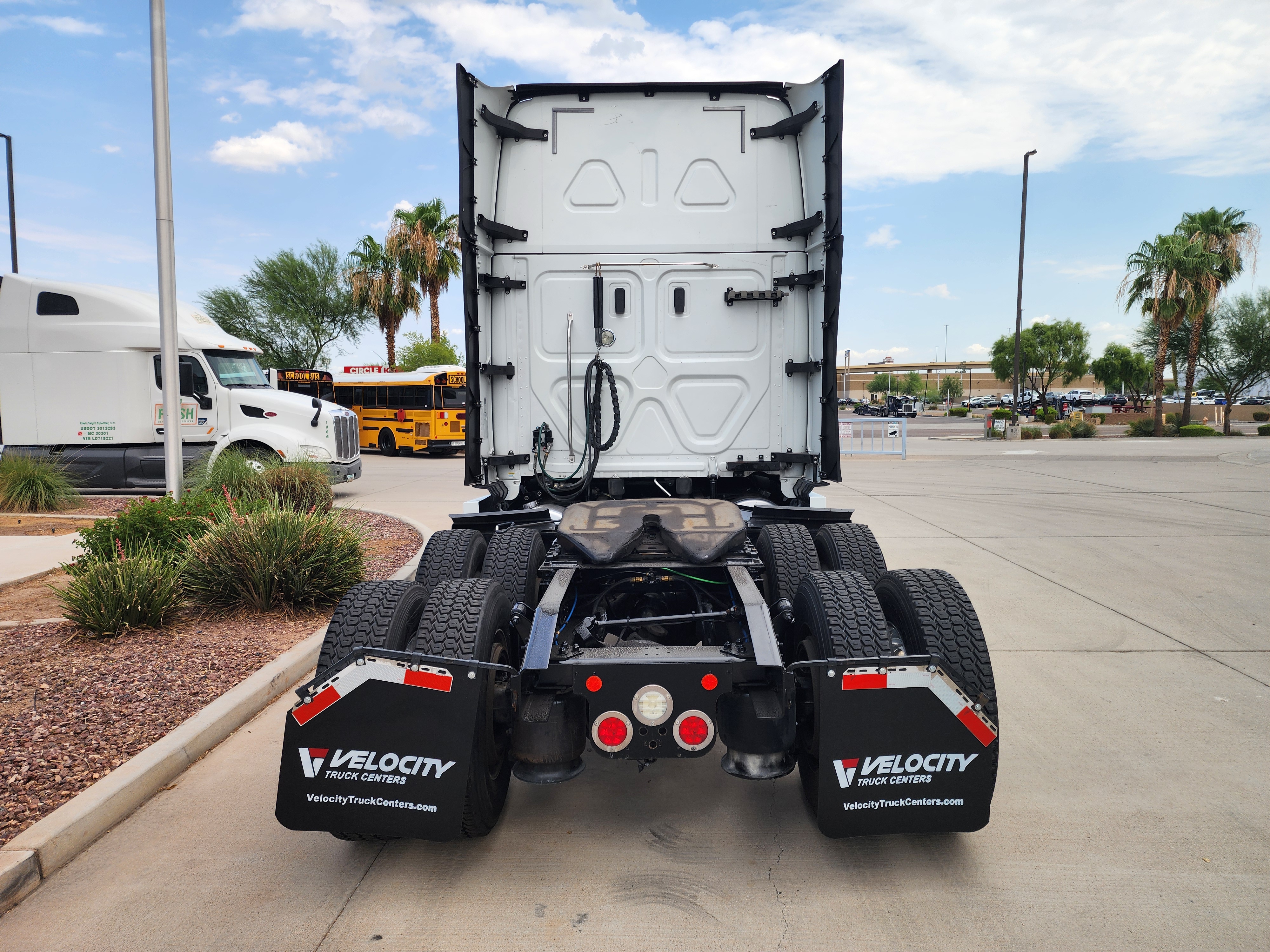 2021 FREIGHTLINER CASCADIA 126SLP - image 5