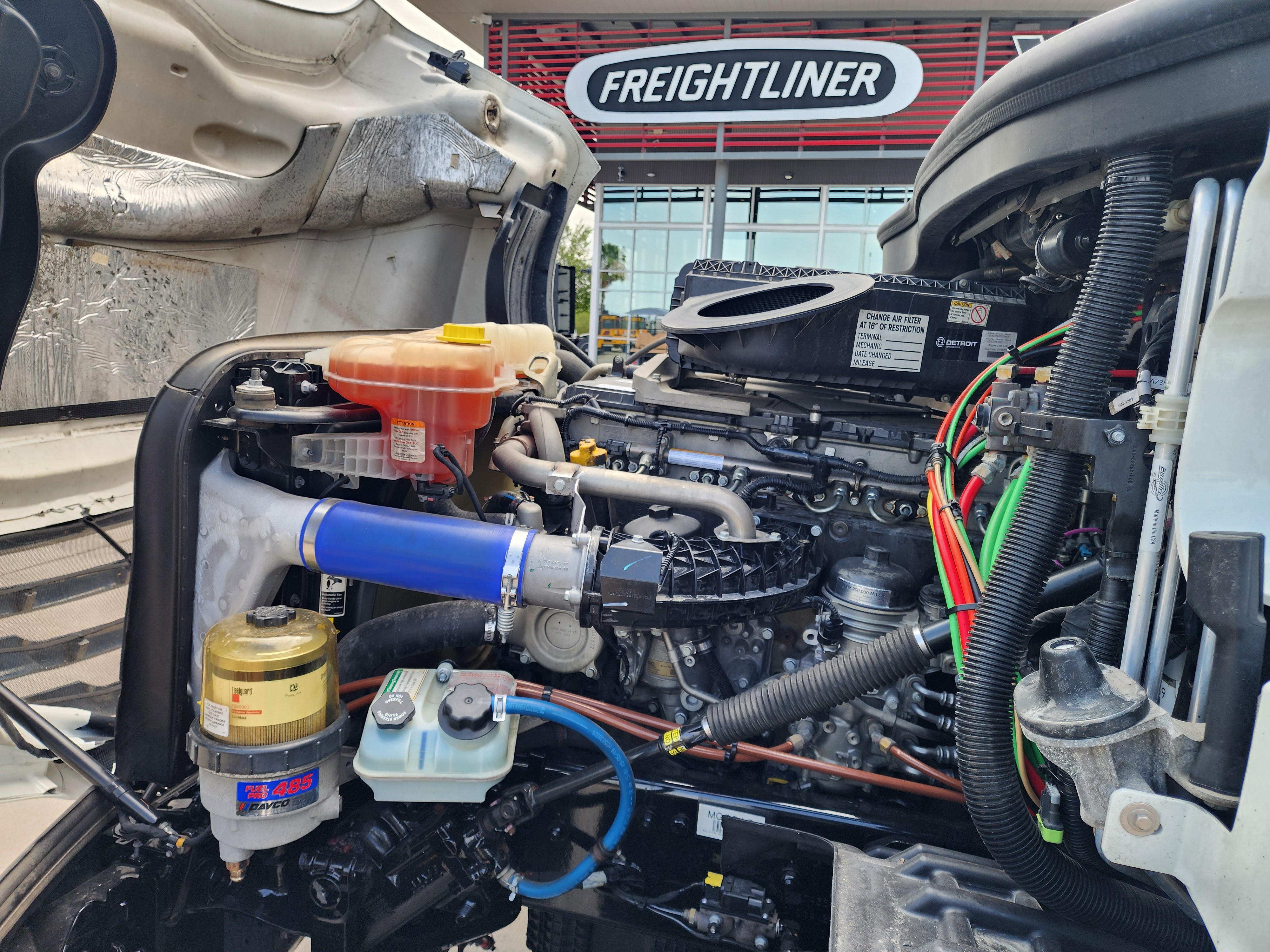 2021 FREIGHTLINER CASCADIA 126SLP - image 9