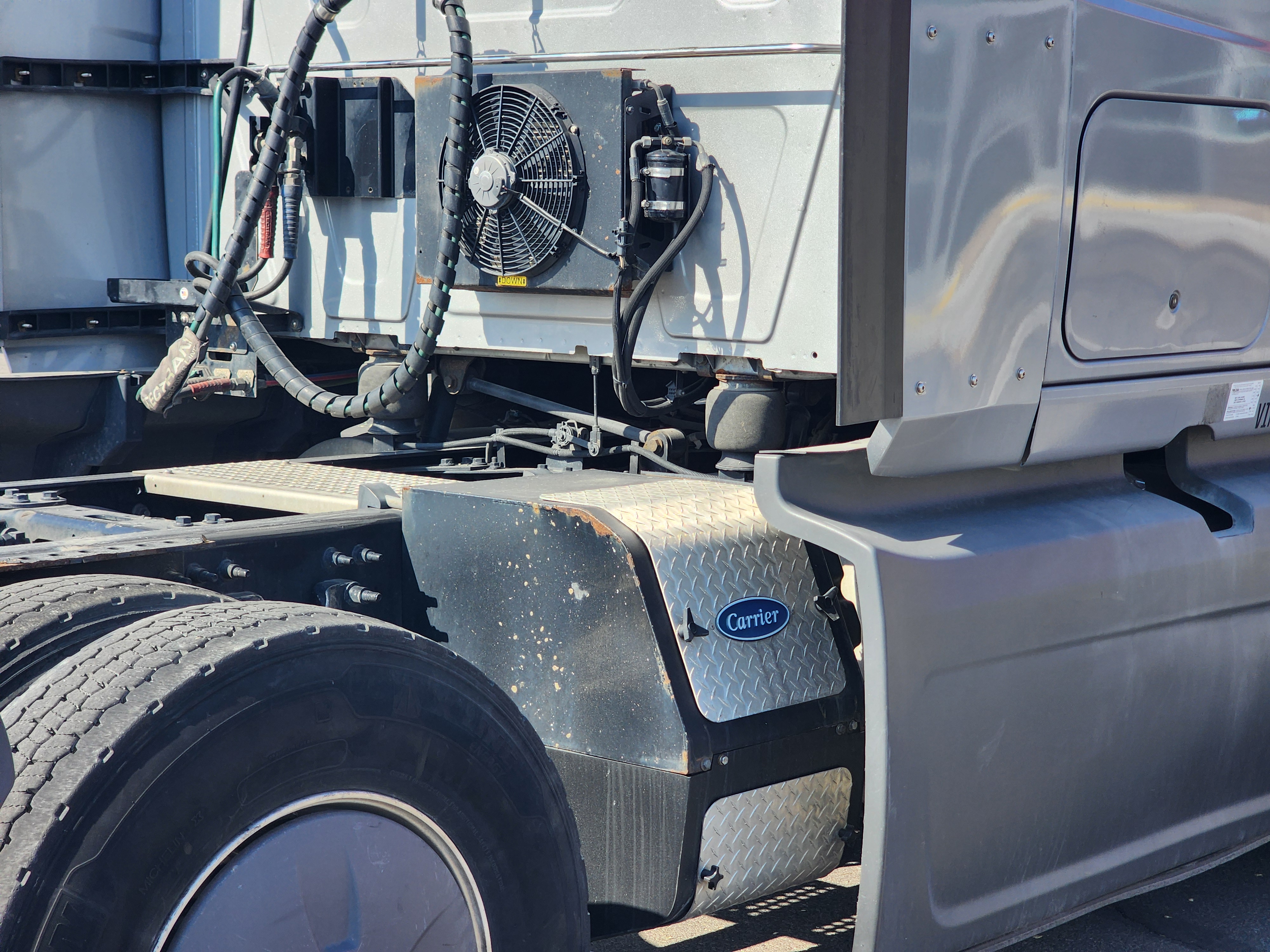 2022 INTERNATIONAL LT625 - image 8