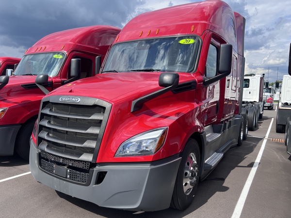 FREIGHTLINER CASCADIA 126SLP 2020