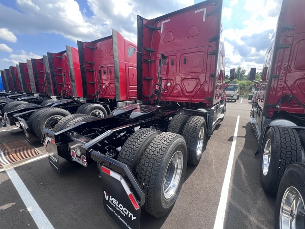FREIGHTLINER CASCADIA 126SLP 2020