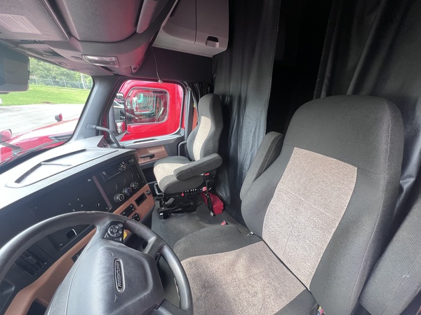 FREIGHTLINER CASCADIA 126SLP 2020