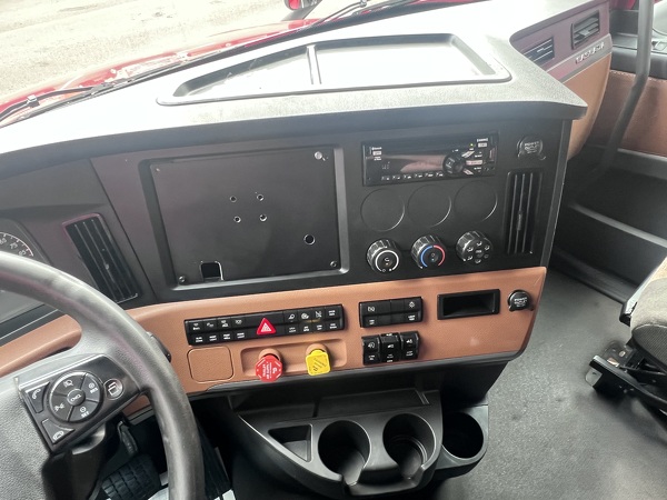 FREIGHTLINER CASCADIA 126SLP 2020