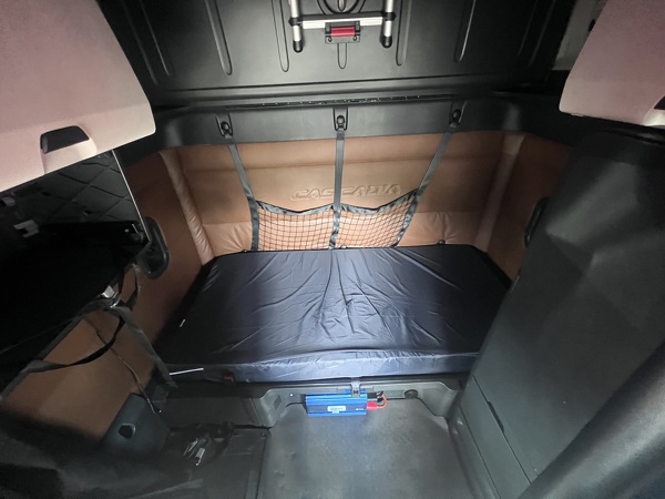 FREIGHTLINER CASCADIA 126SLP 2020
