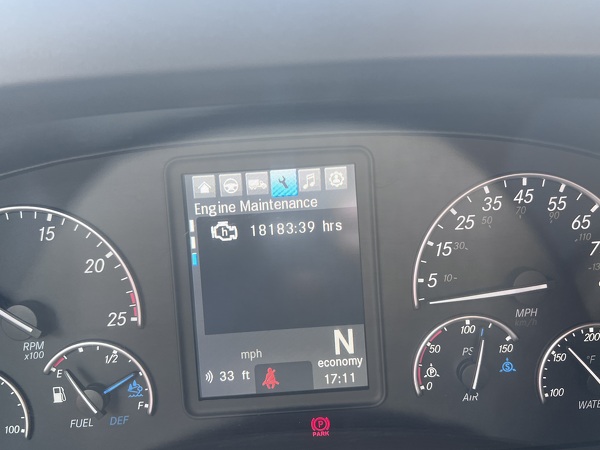 FREIGHTLINER CASCADIA 126SLP 2020