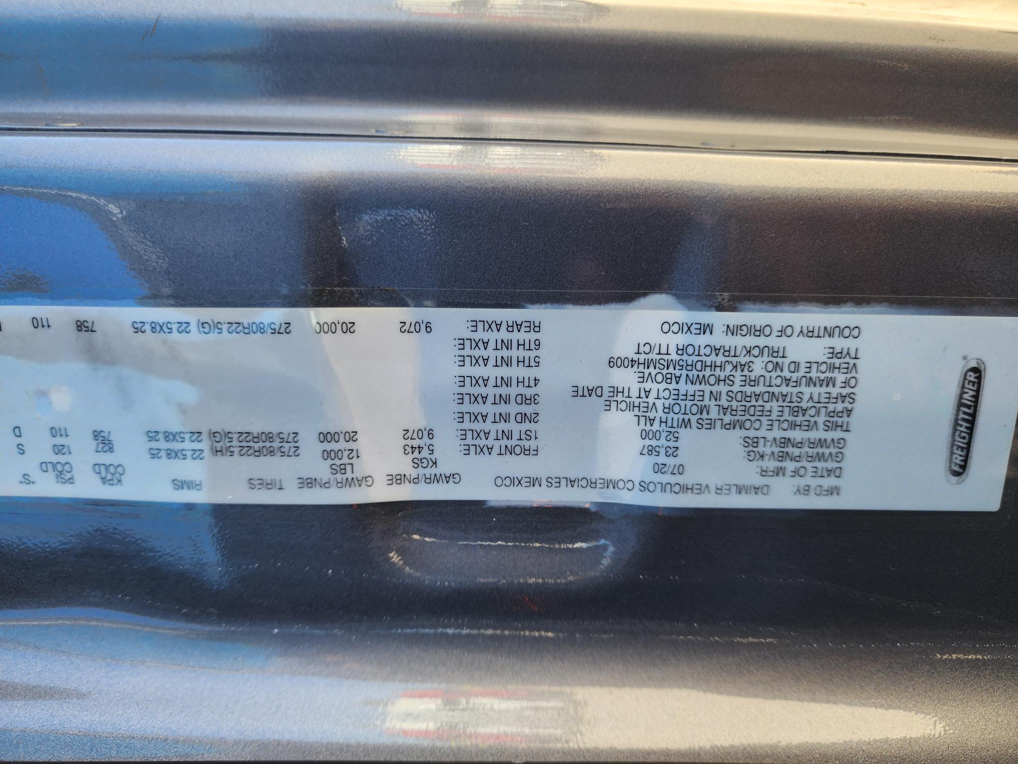 2021 FREIGHTLINER CASCADIA 126SLP - image 24