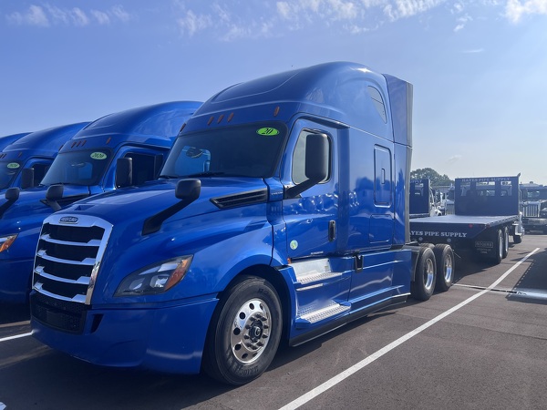 FREIGHTLINER CASCADIA 126SLP 2020