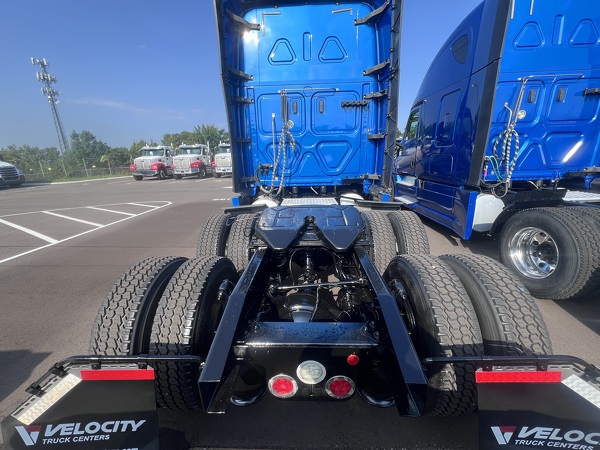FREIGHTLINER CASCADIA 126SLP 2020