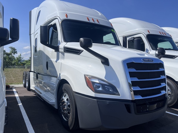 FREIGHTLINER CASCADIA 126SLP 2020