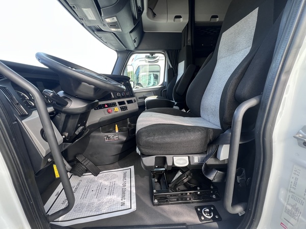 FREIGHTLINER CASCADIA 126SLP 2020