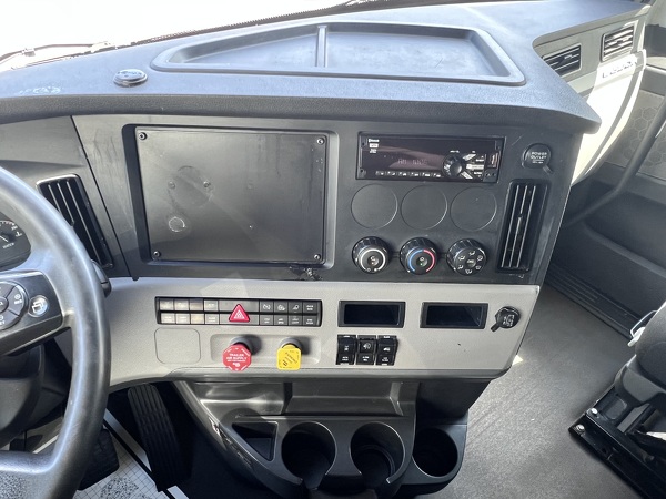 FREIGHTLINER CASCADIA 126SLP 2020