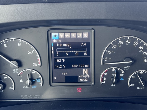 FREIGHTLINER CASCADIA 126SLP 2020