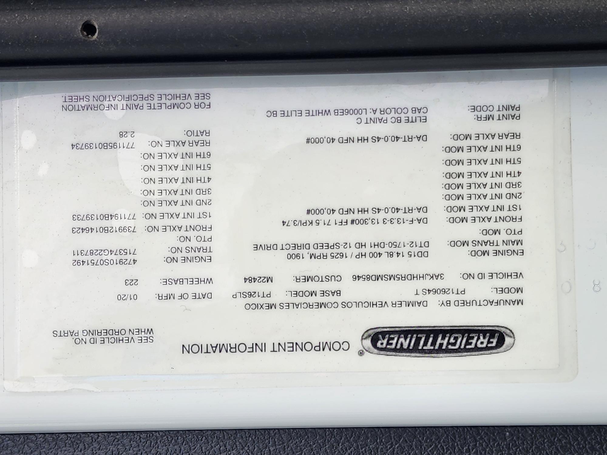 2021 FREIGHTLINER CASCADIA 126SLP - image 24