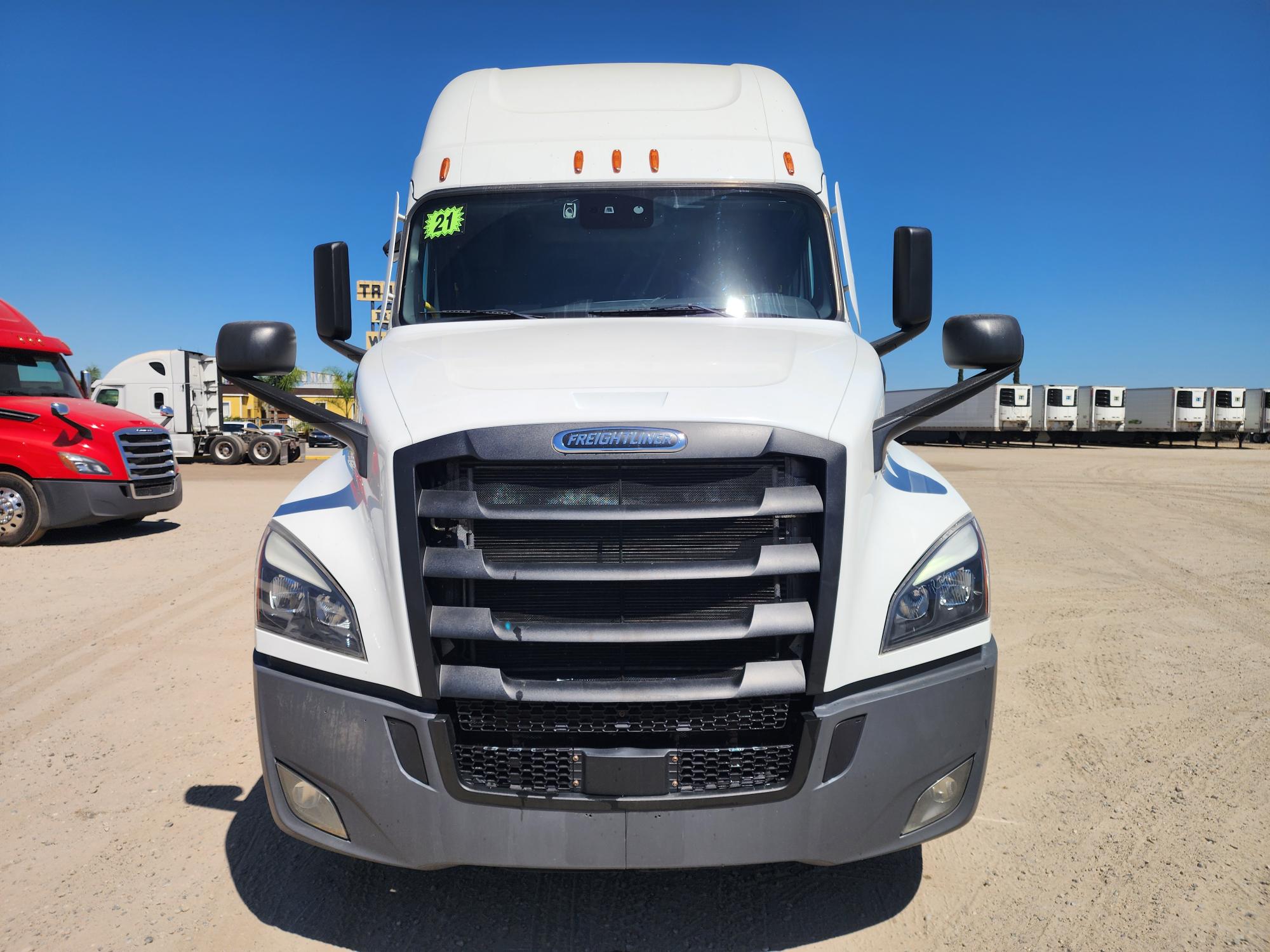 2021 FREIGHTLINER CASCADIA 126SLP - image 2