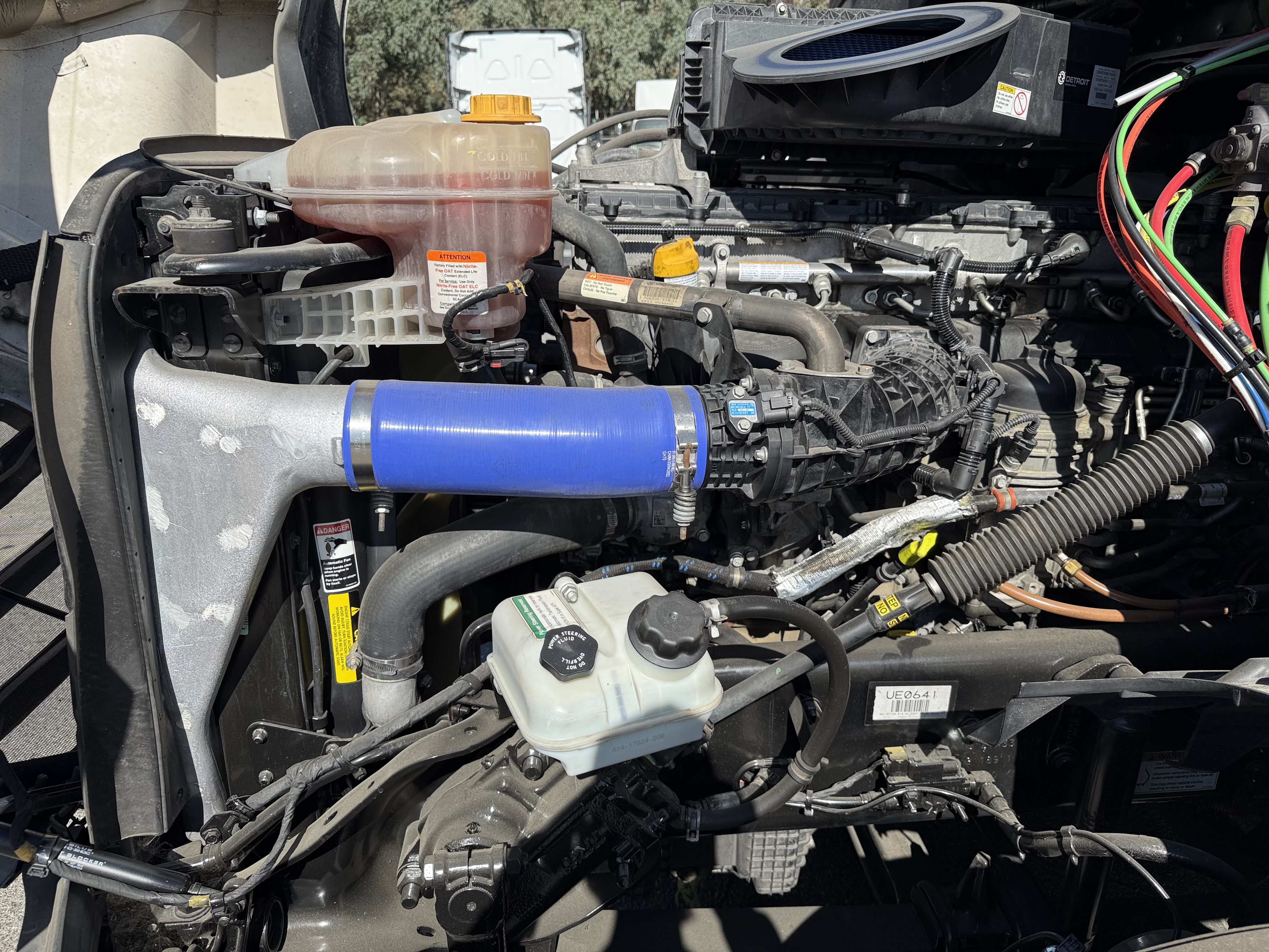 2023 FREIGHTLINER CASCADIA 126SLP - image 14