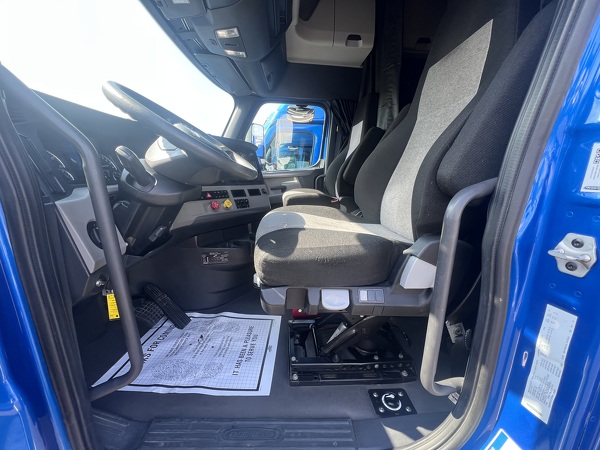 FREIGHTLINER CASCADIA 126SLP 2020