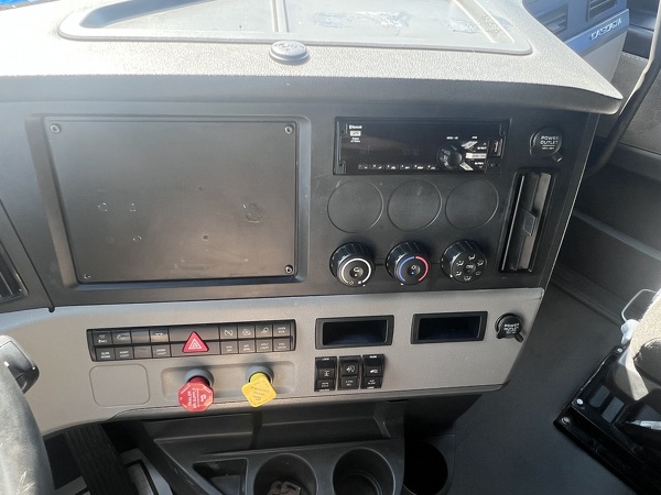 FREIGHTLINER CASCADIA 126SLP 2020