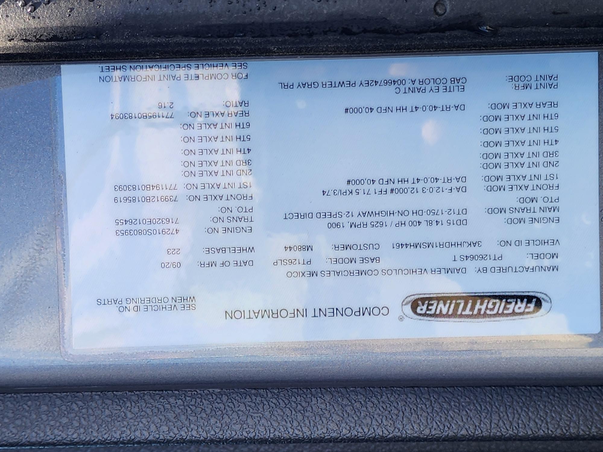 2021 FREIGHTLINER CASCADIA 126SLP - image 23