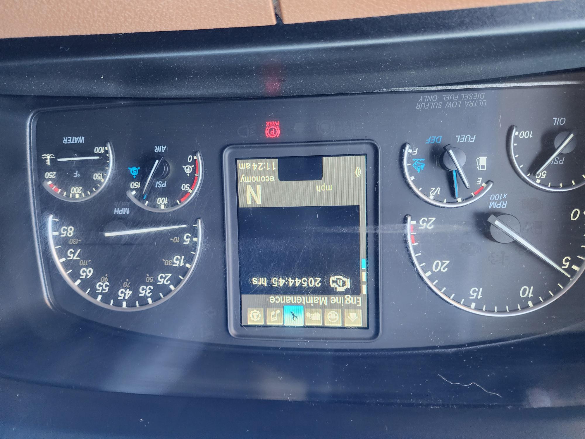 2021 FREIGHTLINER CASCADIA 126SLP - image 15