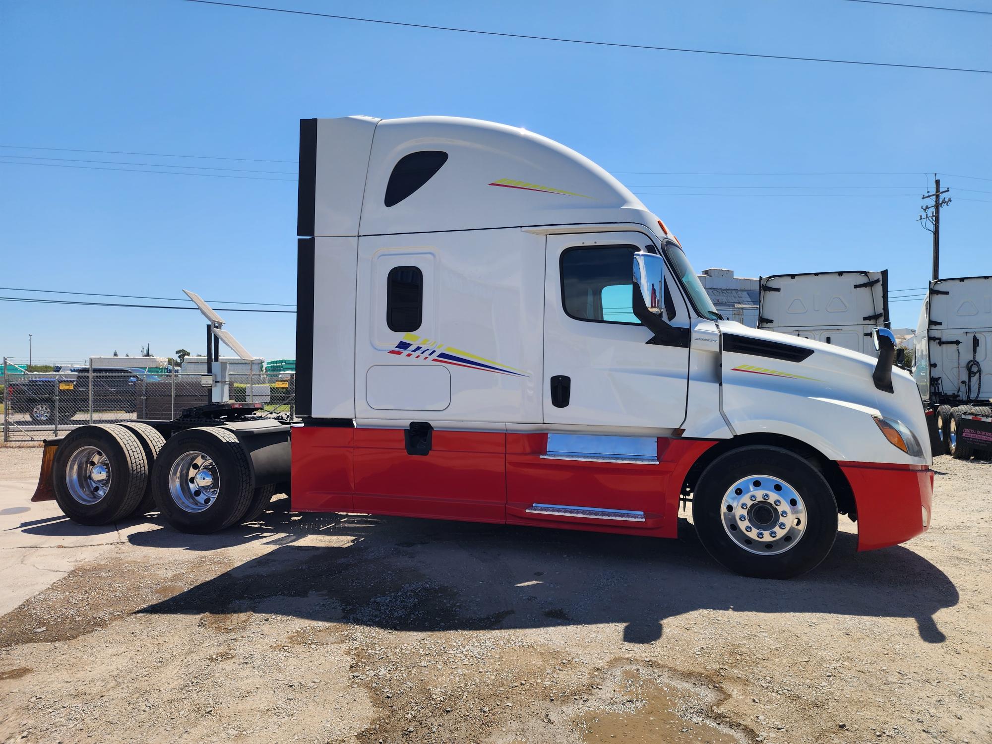 2020 FREIGHTLINER CASCADIA 126SLP - image 7