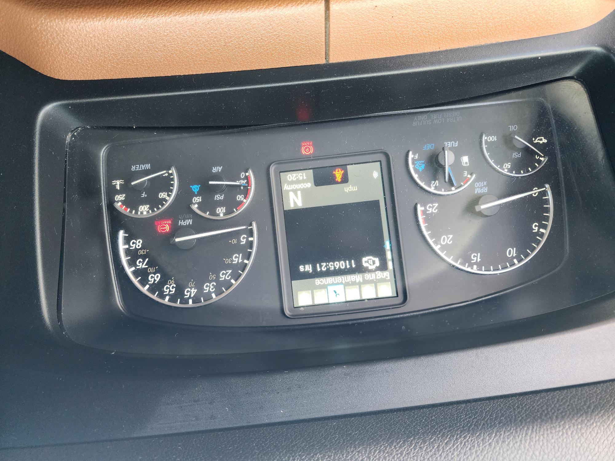 2021 FREIGHTLINER CASCADIA 126SLP - image 14