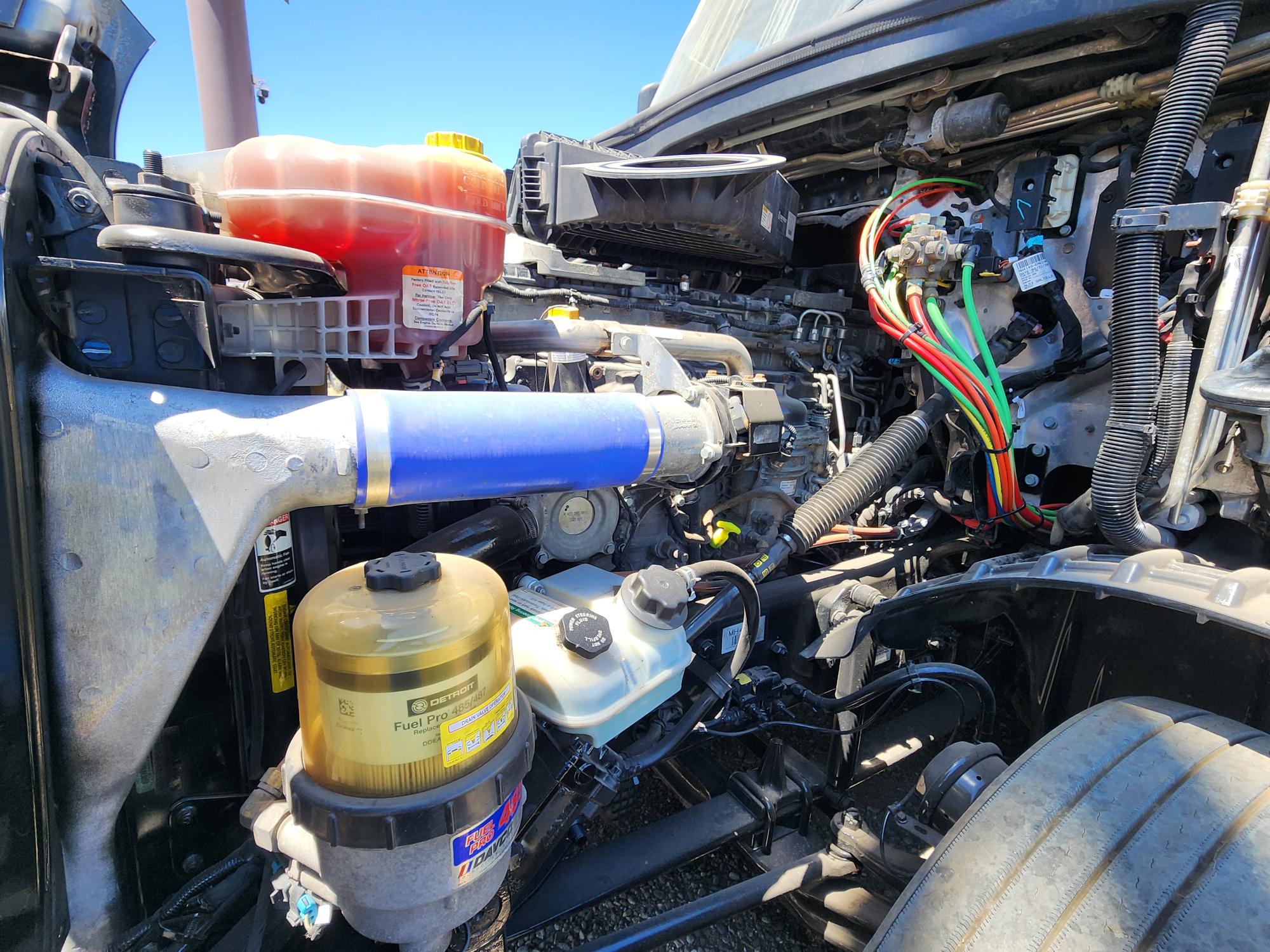 2021 FREIGHTLINER CASCADIA 126SLP - image 9