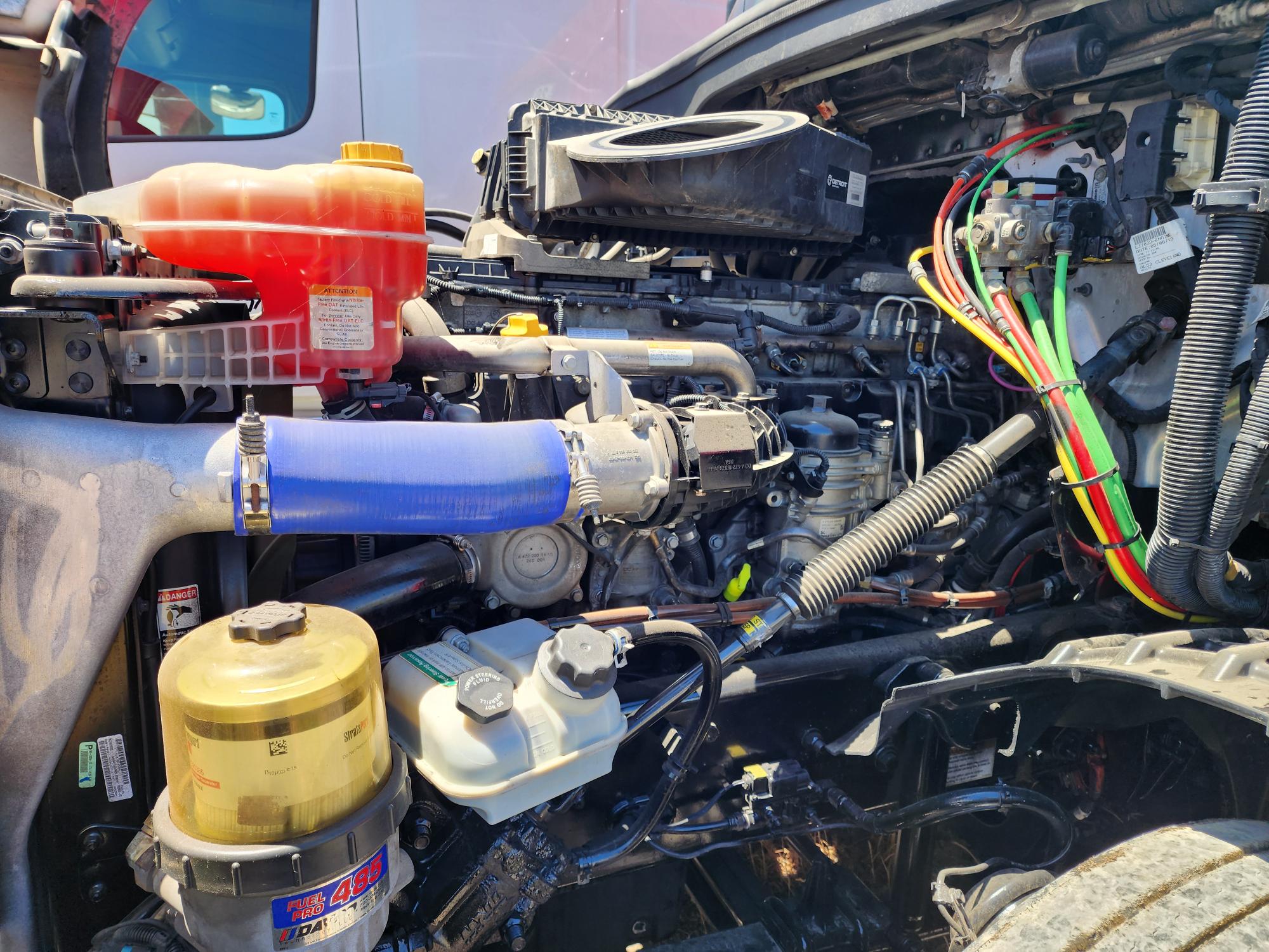 2020 FREIGHTLINER CASCADIA 126SLP - image 9